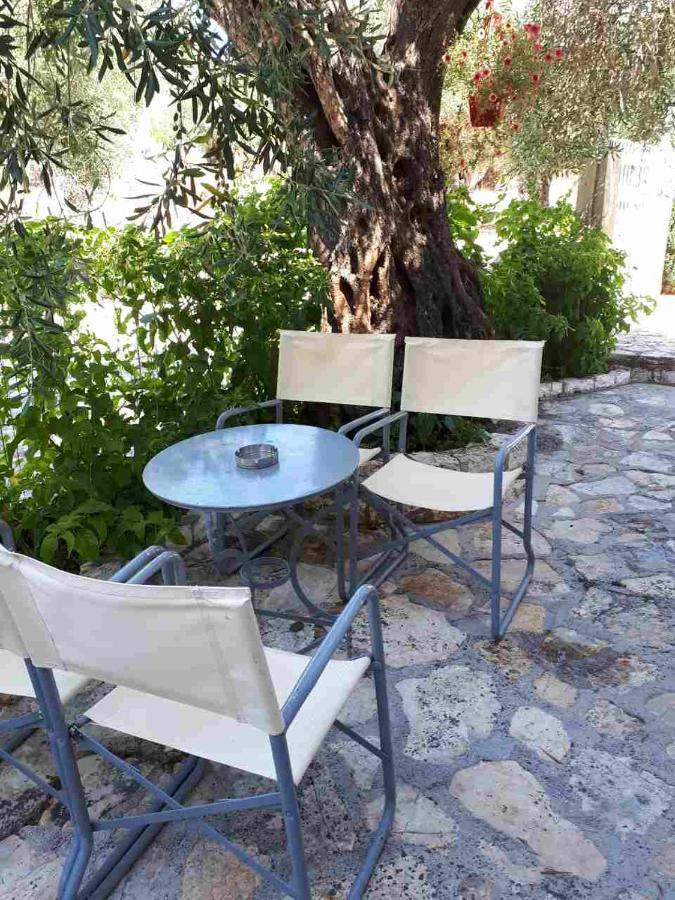 Sivota Apartments Parthenia ภายนอก รูปภาพ