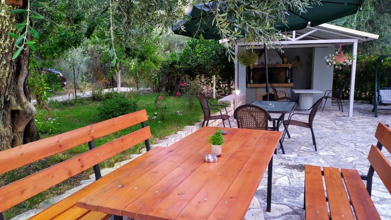 Sivota Apartments Parthenia ภายนอก รูปภาพ