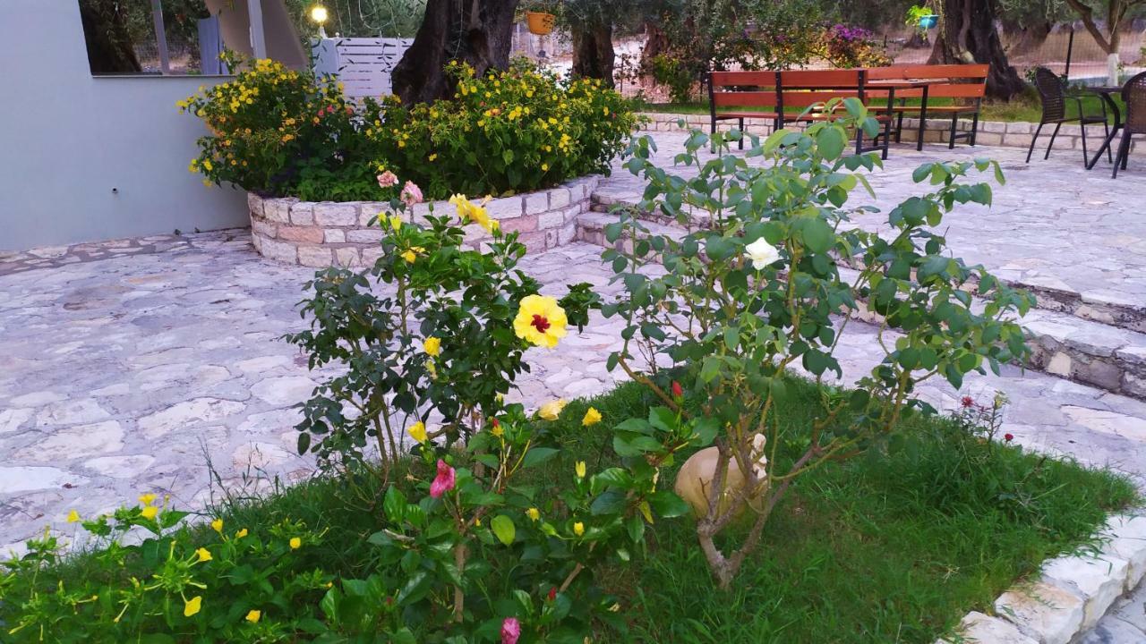 Sivota Apartments Parthenia ภายนอก รูปภาพ